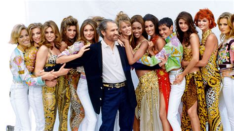 gianni versace e le sue modelle|gianni versace designer.